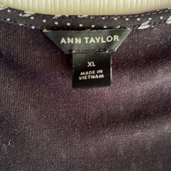 Ann Taylor Blouse - Picture 2 of 11